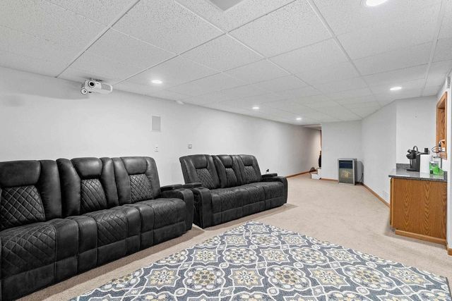 1061 PATRICK COURT, Neenah, WI 54956