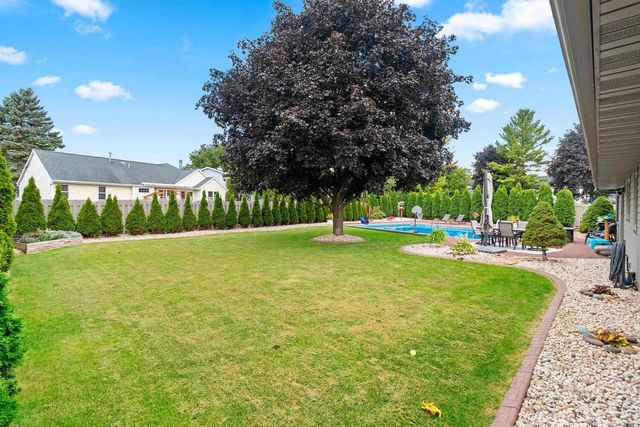 1061 PATRICK COURT, Neenah, WI 54956