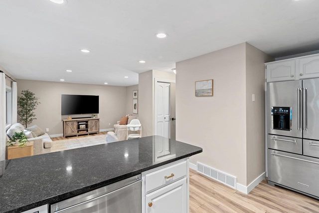 1061 PATRICK COURT, Neenah, WI 54956