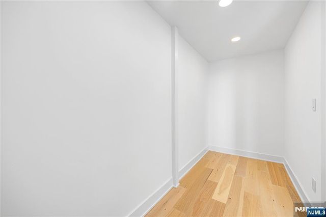 200 Winston 2417, Cliffside Park, NJ 07010