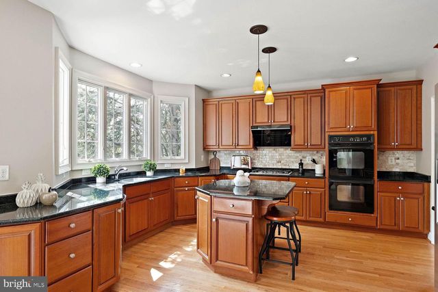 11 DEVONSHIRE CT, Wilmington, DE 19807