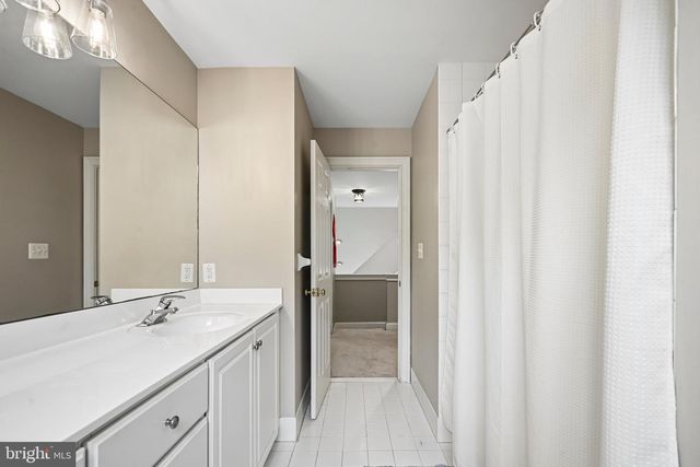 11 DEVONSHIRE CT, Wilmington, DE 19807