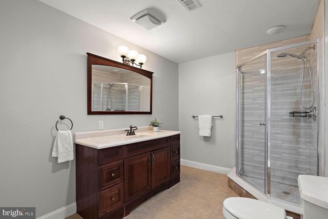 11 DEVONSHIRE CT, Wilmington, DE 19807