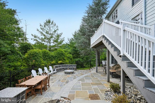 11 DEVONSHIRE CT, Wilmington, DE 19807