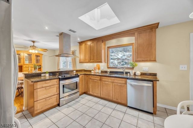 128 Old Croton Rd, Raritan Twp., NJ 08822