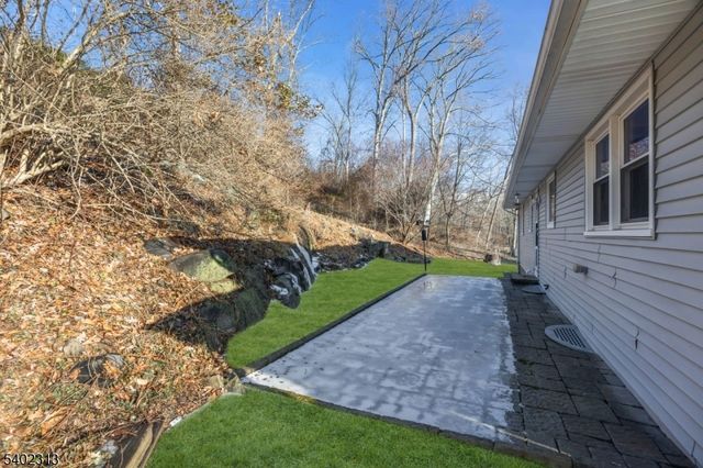 128 Old Croton Rd, Raritan Twp., NJ 08822