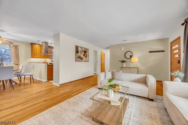 128 Old Croton Rd, Raritan Twp., NJ 08822