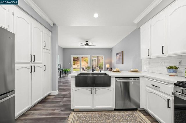 718 Anizumne Ct, Clayton, CA 94517