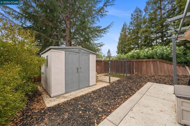 718 Anizumne Ct, Clayton, CA 94517