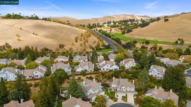 718 Anizumne Ct, Clayton, CA 94517