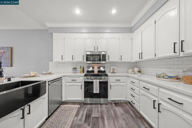 718 Anizumne Ct, Clayton, CA 94517