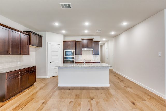 1432 Monarch Trail, Northlake, TX 76226