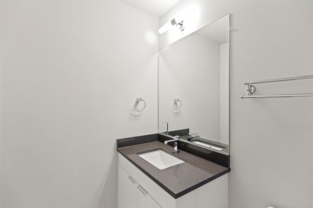 1613 Wheeler Street A, Houston, TX 77004