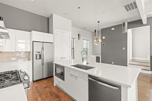 1613 Wheeler Street A, Houston, TX 77004