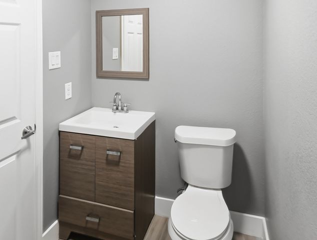 110 Ramsey Avenue, Cleburne, TX 76031