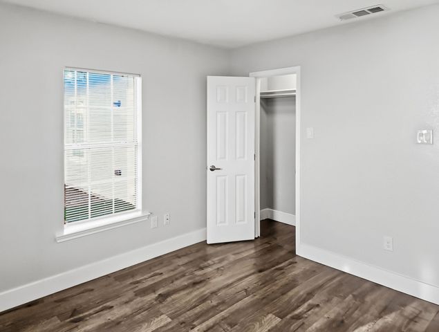 110 Ramsey Avenue, Cleburne, TX 76031