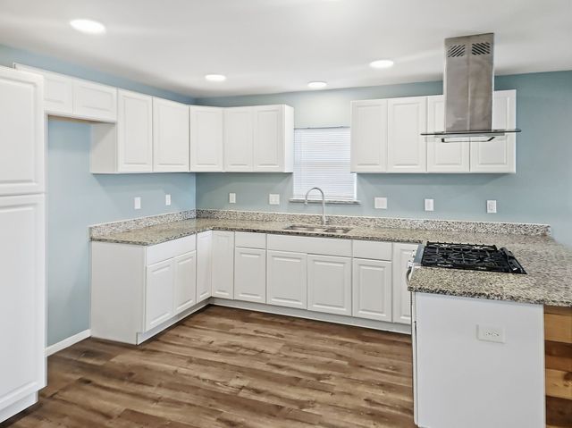 110 Ramsey Avenue, Cleburne, TX 76031