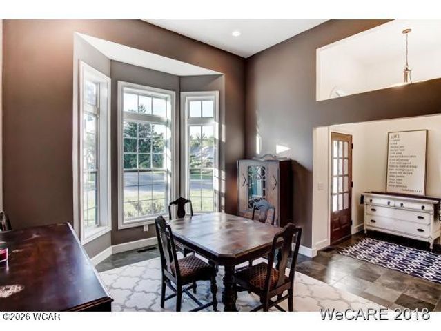 2974 Autumn Leaves Court, Lima, OH 45805