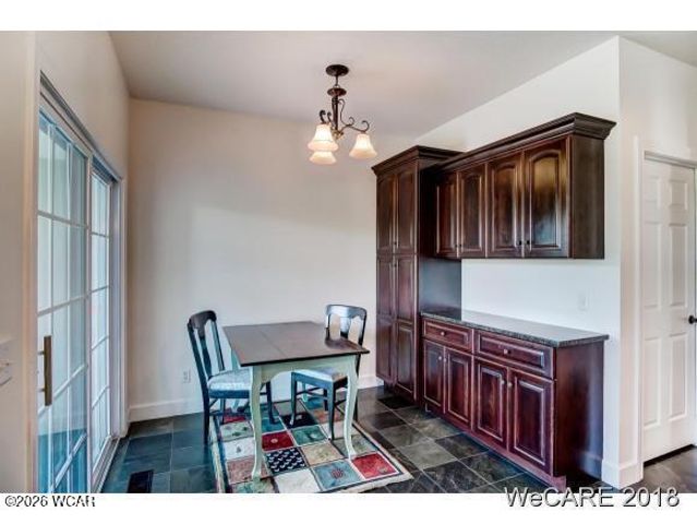 2974 Autumn Leaves Court, Lima, OH 45805