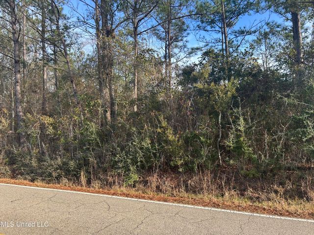 Na Firetower Road, Kiln, MS 39556