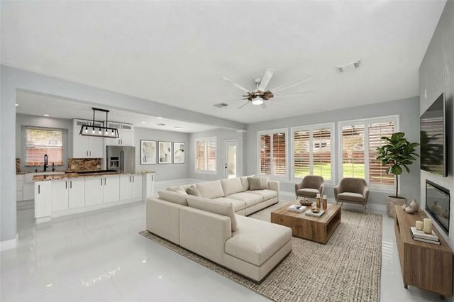 12219 Shady Downs Drive, Houston, TX 77082