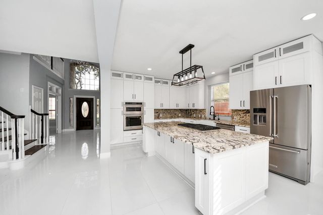 12219 Shady Downs Drive, Houston, TX 77082