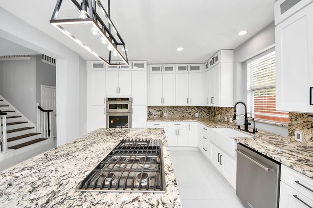 12219 Shady Downs Drive, Houston, TX 77082