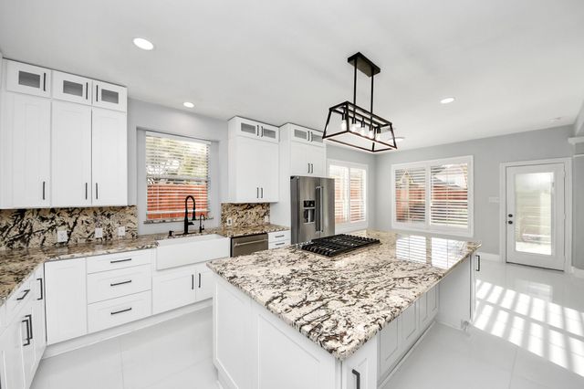 12219 Shady Downs Drive, Houston, TX 77082