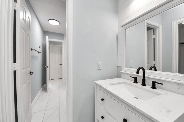 12219 Shady Downs Drive, Houston, TX 77082