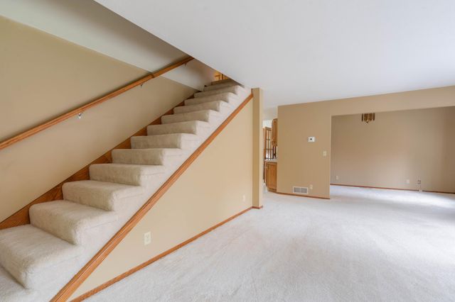 2010 Norton Road, Duluth, MN 55803