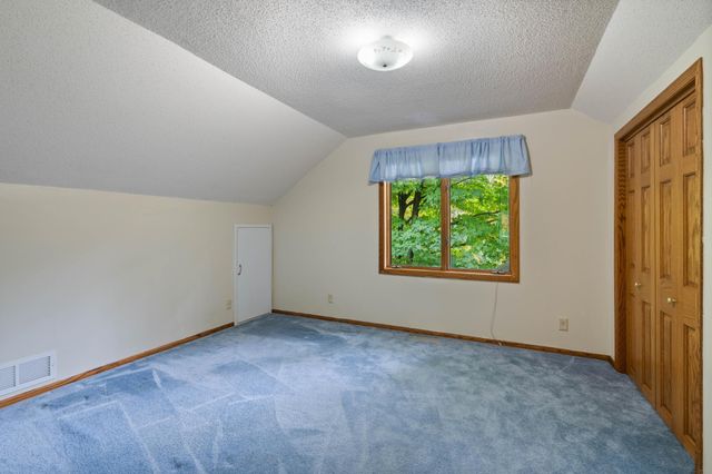 2010 Norton Road, Duluth, MN 55803