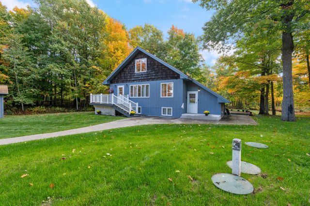 2010 Norton Road, Duluth, MN 55803