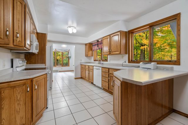 2010 Norton Road, Duluth, MN 55803