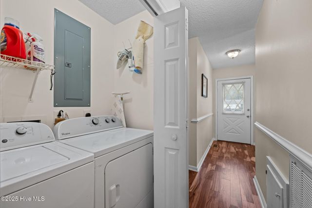 102 Spring Ridge Court, New Bern, NC 28562