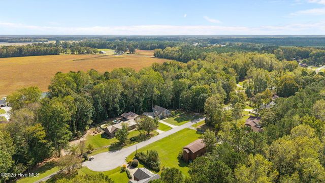 102 Spring Ridge Court, New Bern, NC 28562