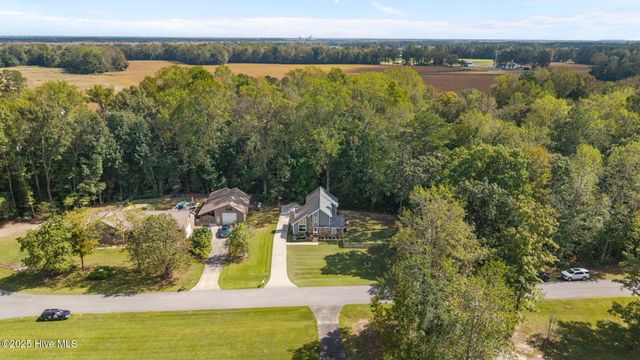 102 Spring Ridge Court, New Bern, NC 28562