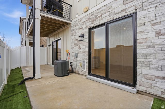 10538 S BAY MEADOW DR, Sandy, UT 84092