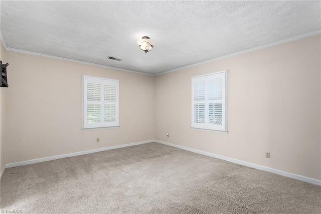 4130 Yadkinville Road, Winston-salem, NC 27106