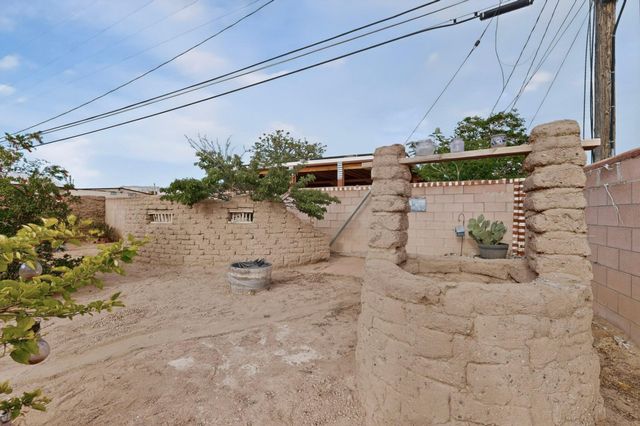 400 Virginia Street NE, Albuquerque, NM 87108