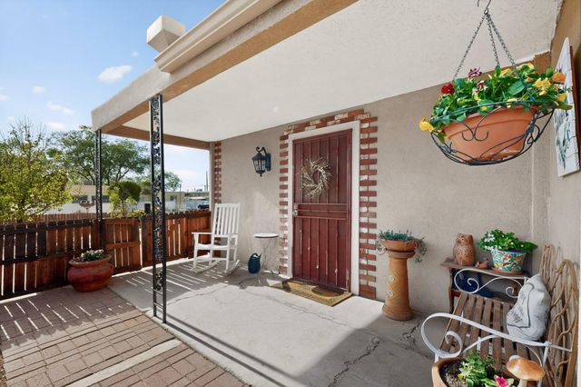 400 Virginia Street NE, Albuquerque, NM 87108