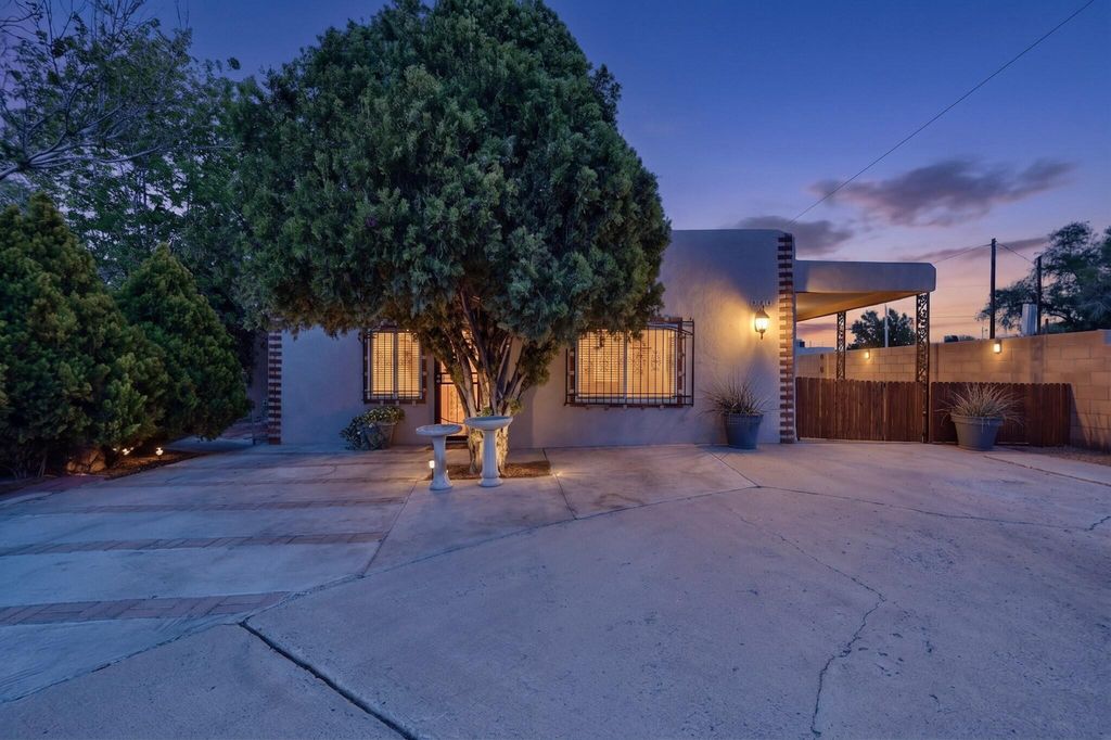400 Virginia Street NE, Albuquerque, NM 87108