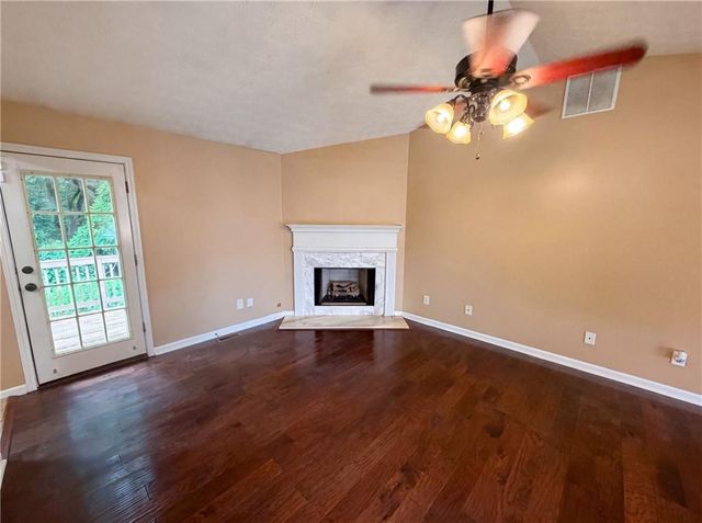 2195 Clayton Ridge, Lithonia, GA 30058