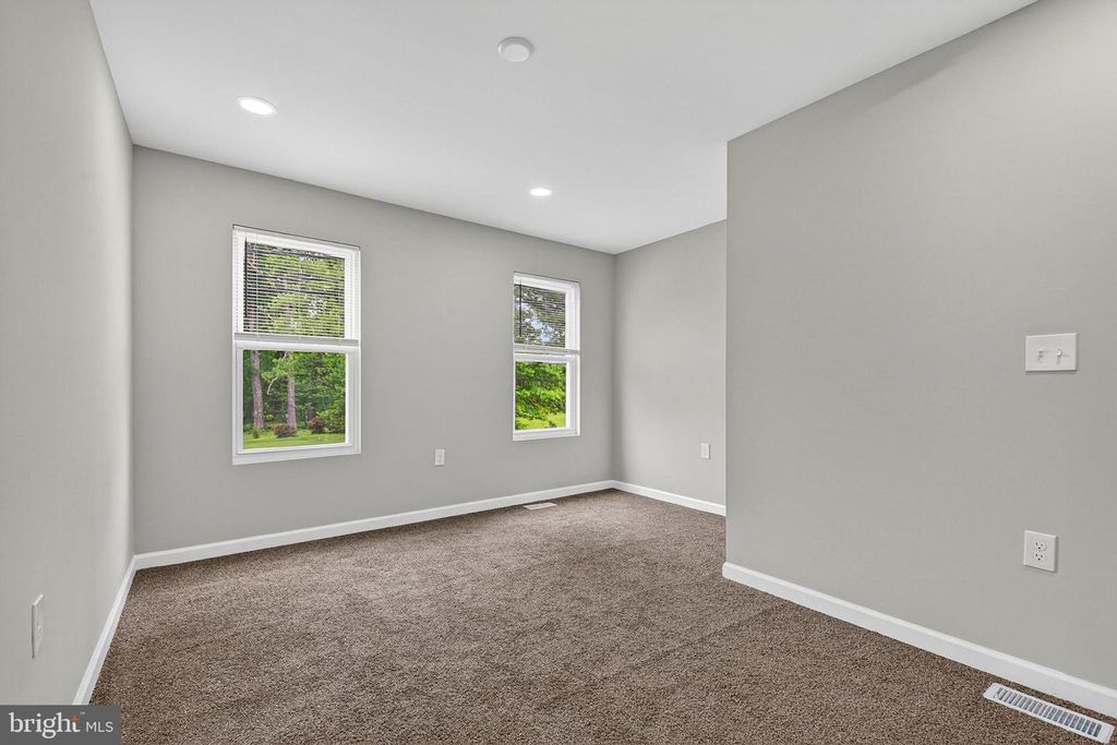 Image 14 of property listing at 3708 OLD FREDERICK RD, Baltimore, MD 21229