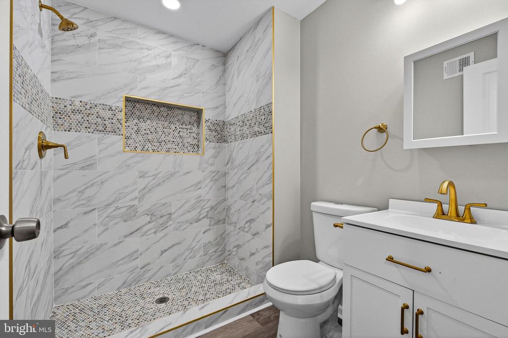 Image 16 of property listing at 3708 OLD FREDERICK RD, Baltimore, MD 21229