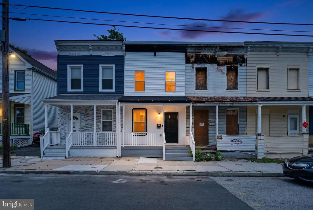 Image 26 of property listing at 3708 OLD FREDERICK RD, Baltimore, MD 21229