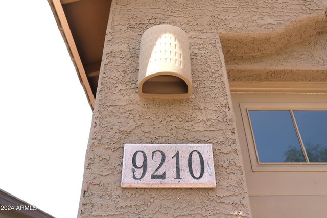9210 W Willow Bend Lane, Phoenix, AZ 85037