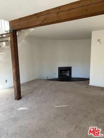 2887 Hollyridge Drive, Los Angeles, CA 90068