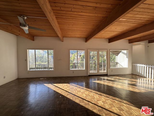 2887 Hollyridge Drive, Los Angeles, CA 90068