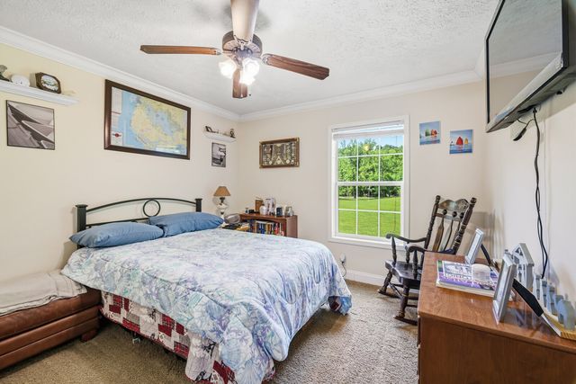 1637 Upper Standing Rock Rd, Dover, TN 37058