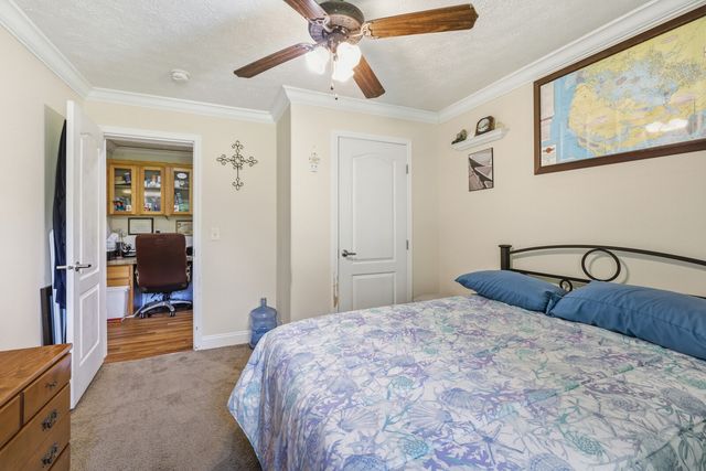 1637 Upper Standing Rock Rd, Dover, TN 37058